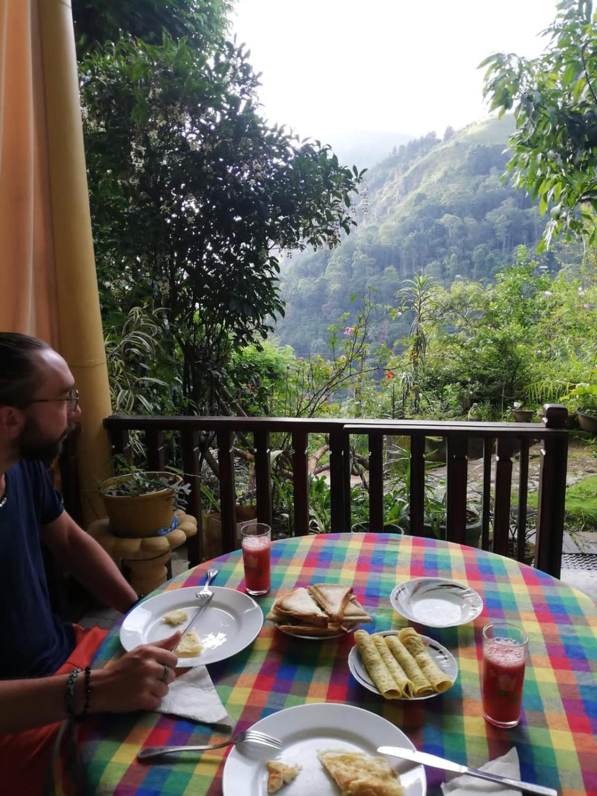Pasan Guest Bed & Breakfast เอลลา ภายนอก รูปภาพ