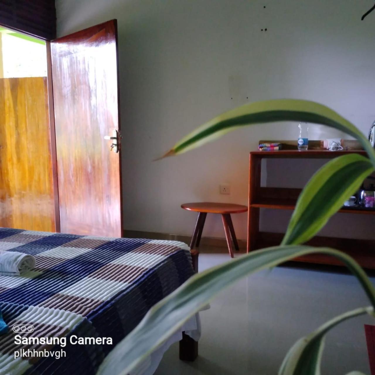 Pasan Guest Bed & Breakfast เอลลา ภายนอก รูปภาพ