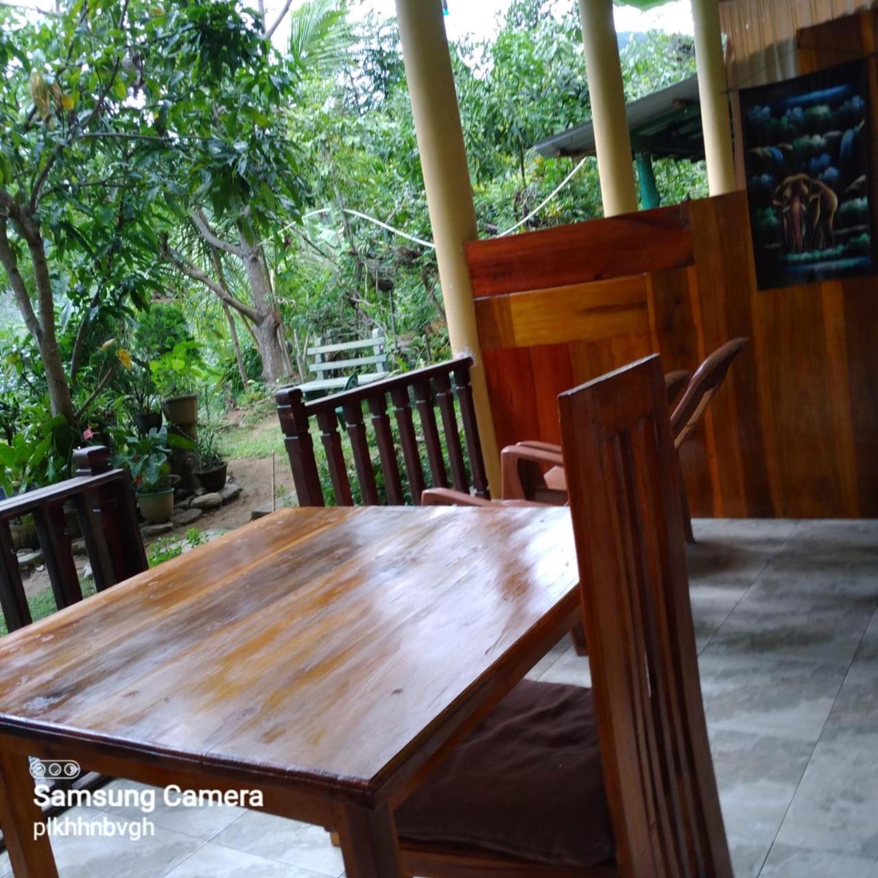 Pasan Guest Bed & Breakfast เอลลา ภายนอก รูปภาพ